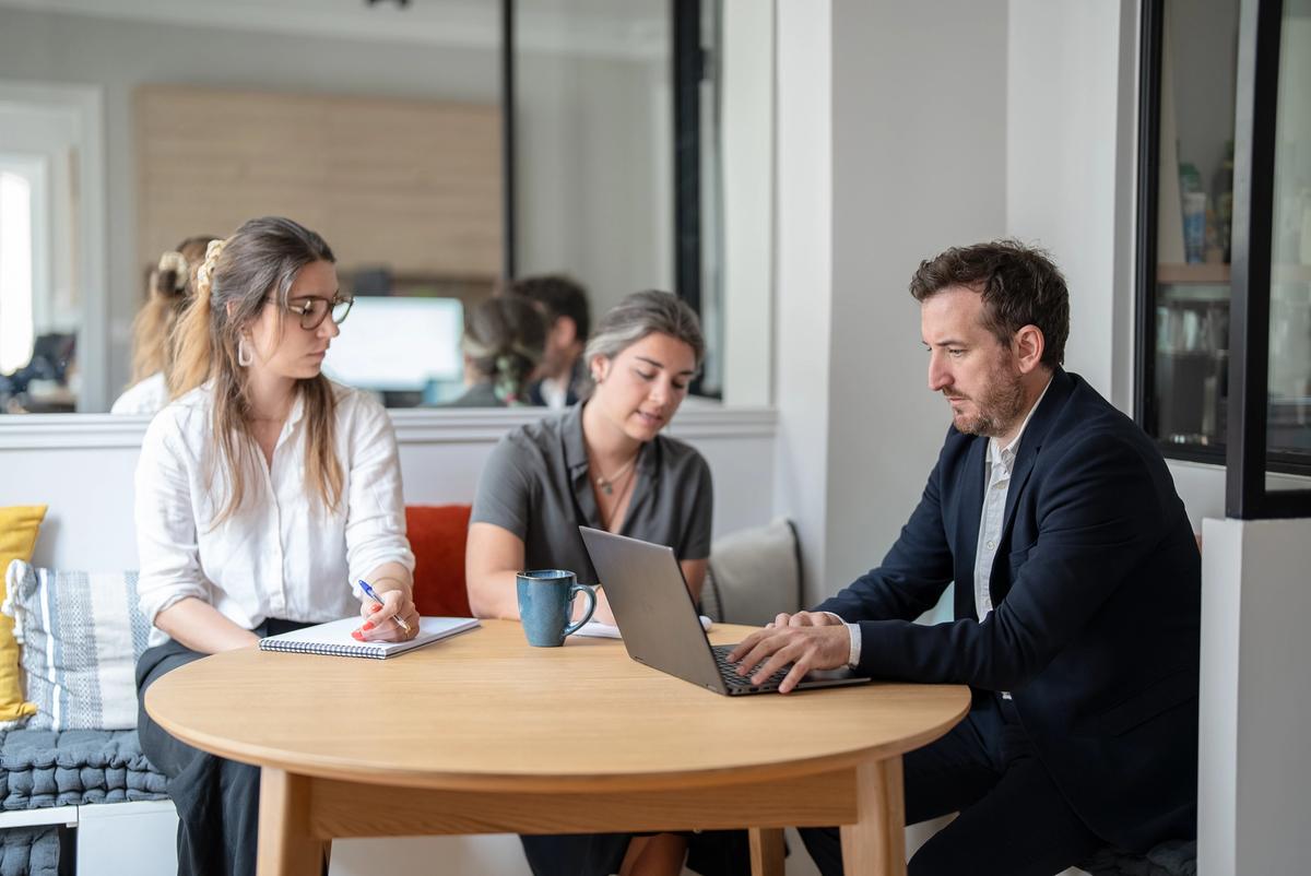 avocat e-réputation paris TLMR - risques juridiques