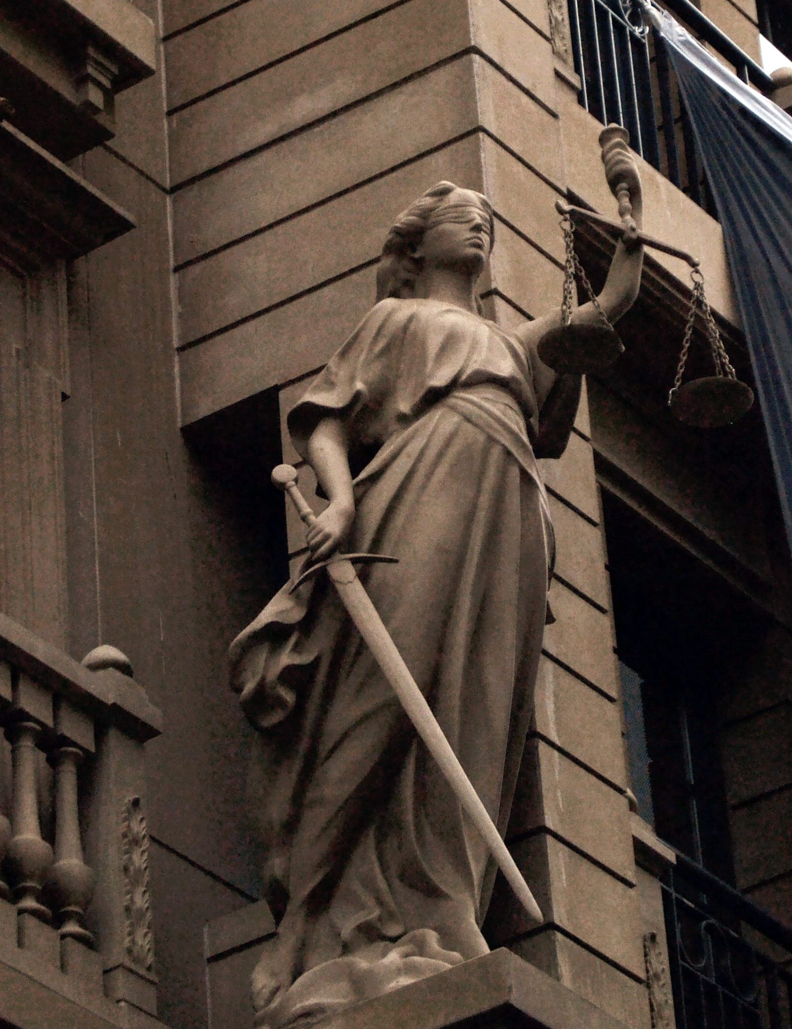 Touati La Motte Rouge Avocats Sanction de 500 000€ prononcée par la