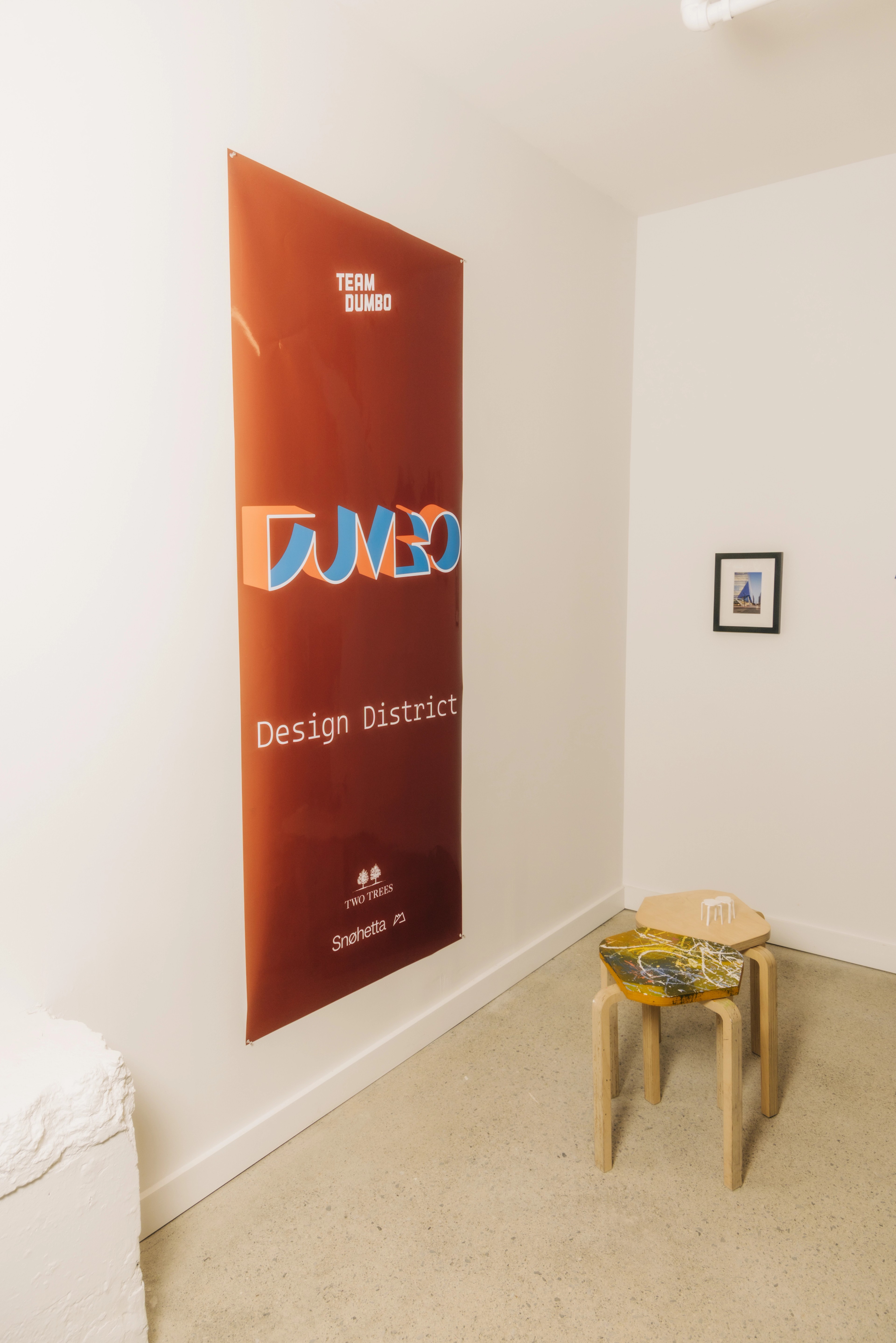 Dumbo hanging poster