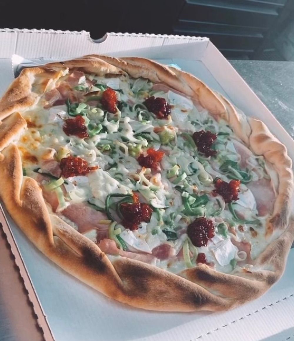 Fotka pizzy z pizzerie PizzaBox v Klatovech.