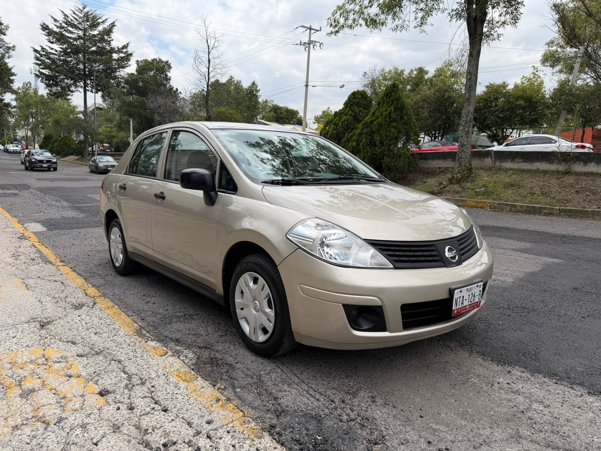 Nissan Tiida 2011