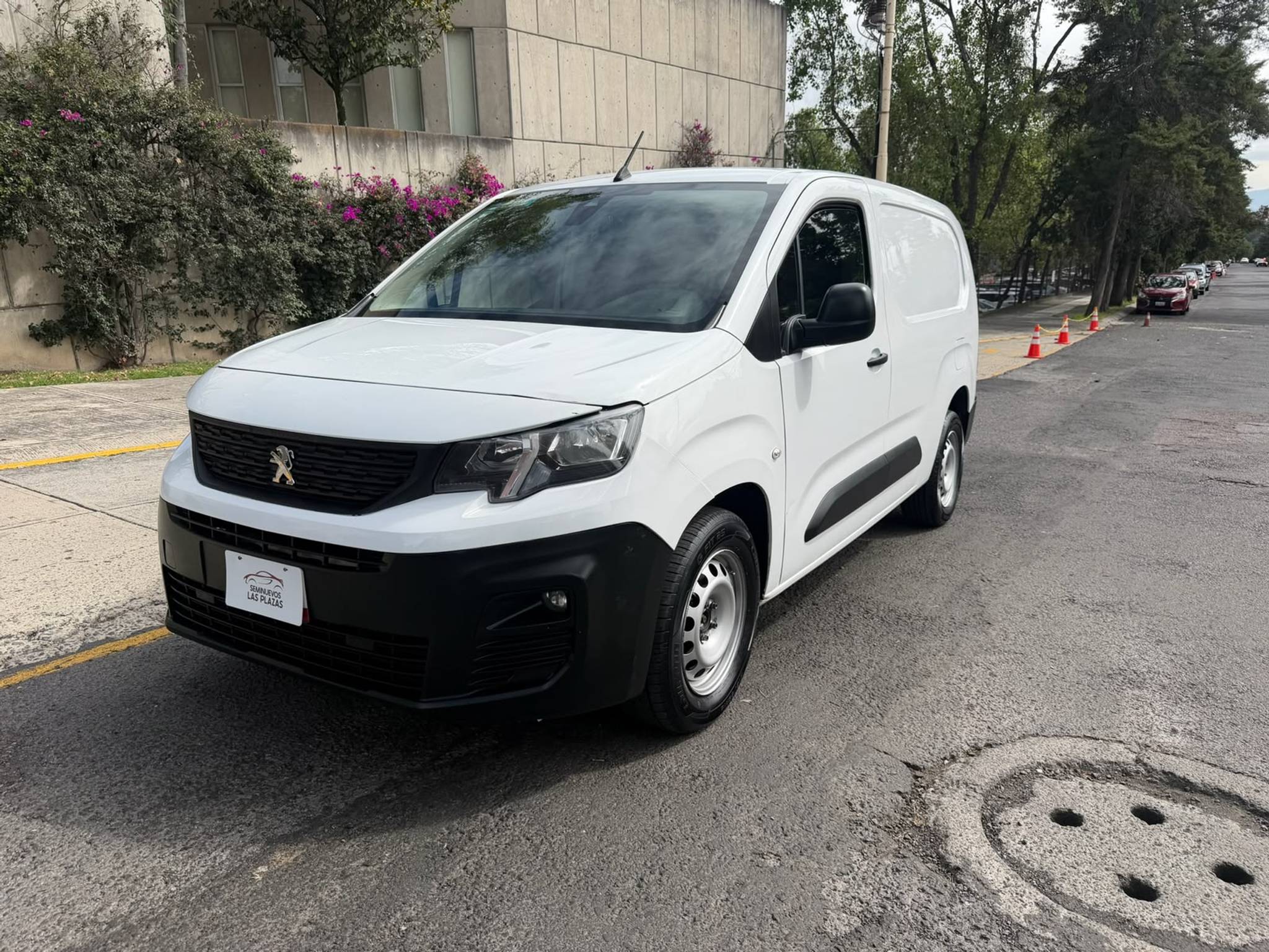 Peugeot PARTNER GASOLINA 2022, foto 1 de 14