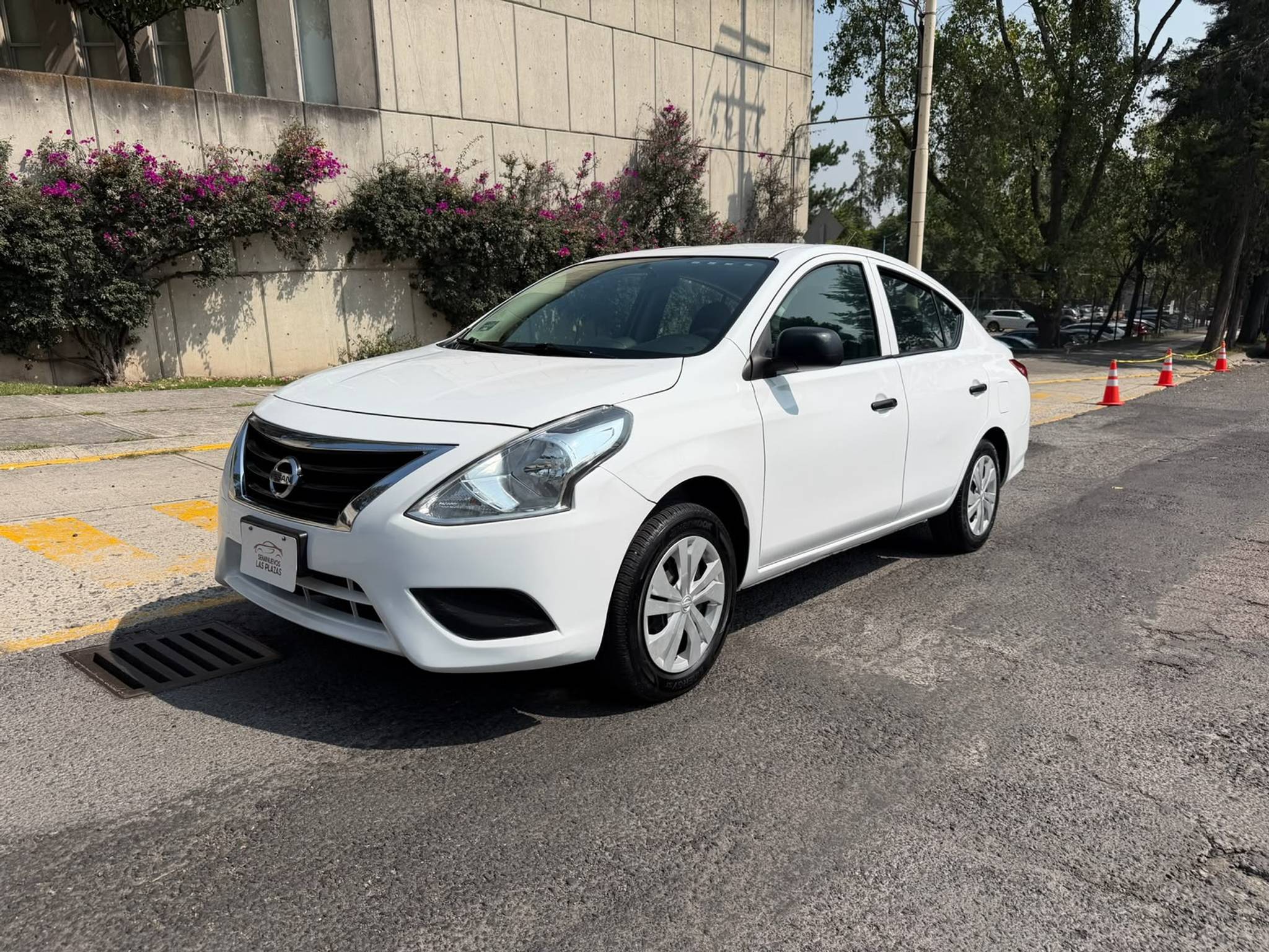 Nissan VERSA 2020