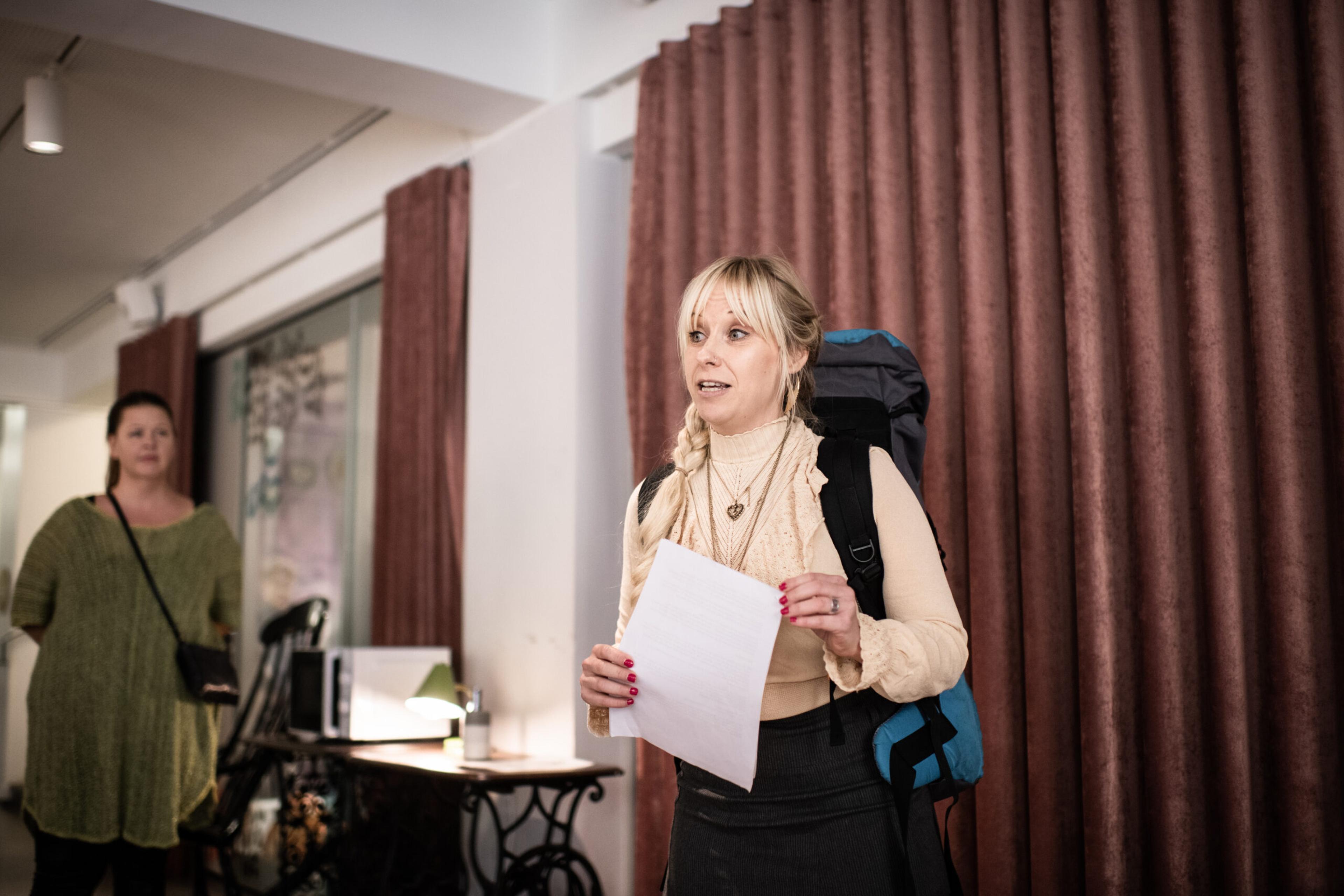 About Whiteness – Solo Performance