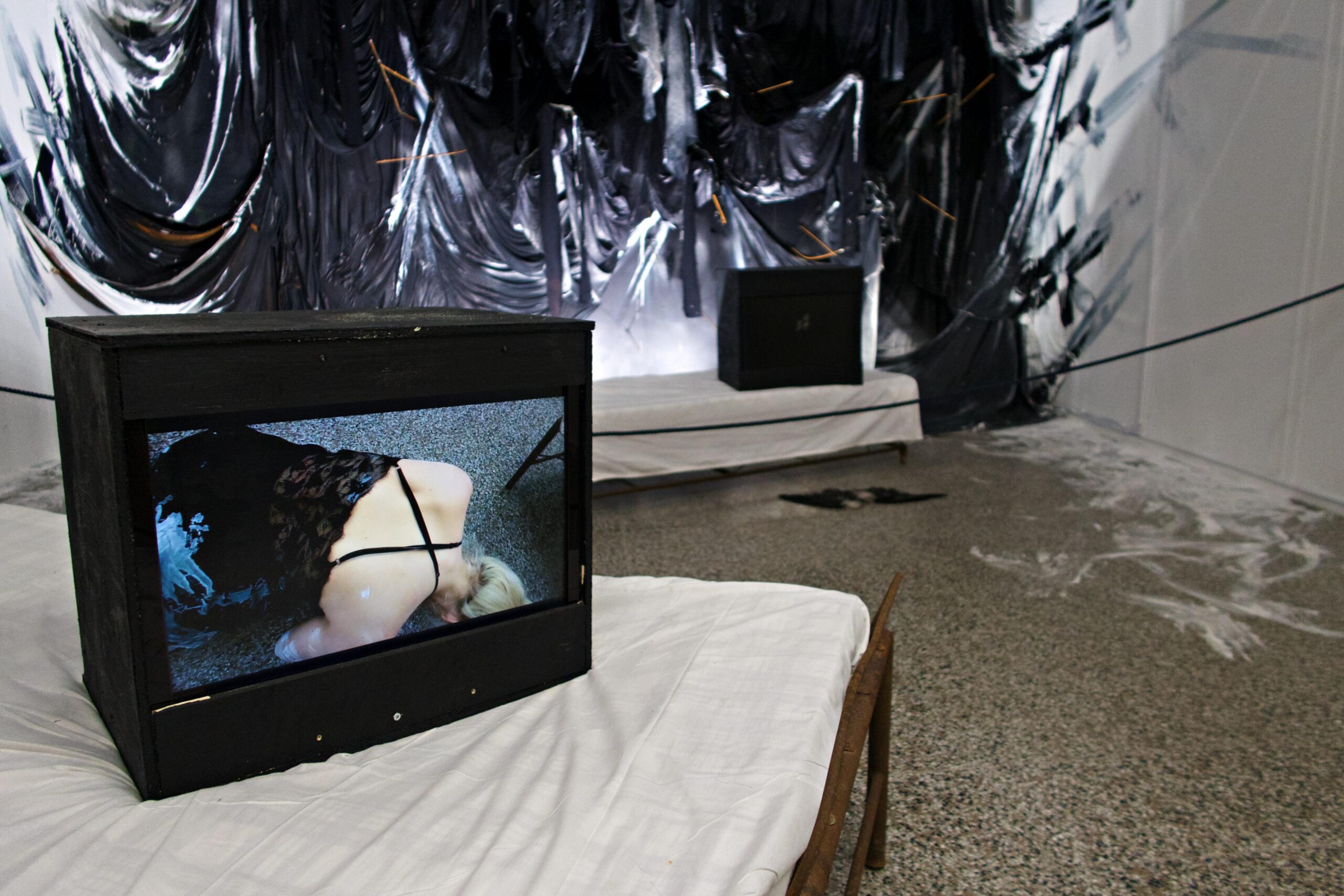 Installation and dance films by Heidi Seppälä and Antti Juhani Ahonen in WONDERLAND X Exhibition in Kerava