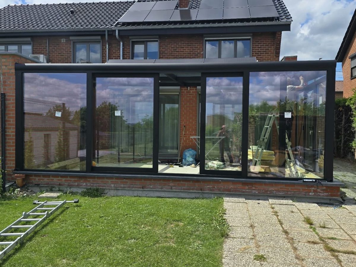 Prime Series veranda met glazen front in België