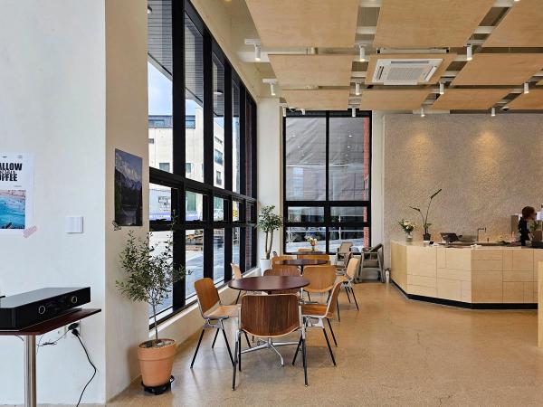 샬로우커피 동탄점 18