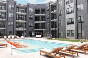 The Flats at Dorsett Ridge