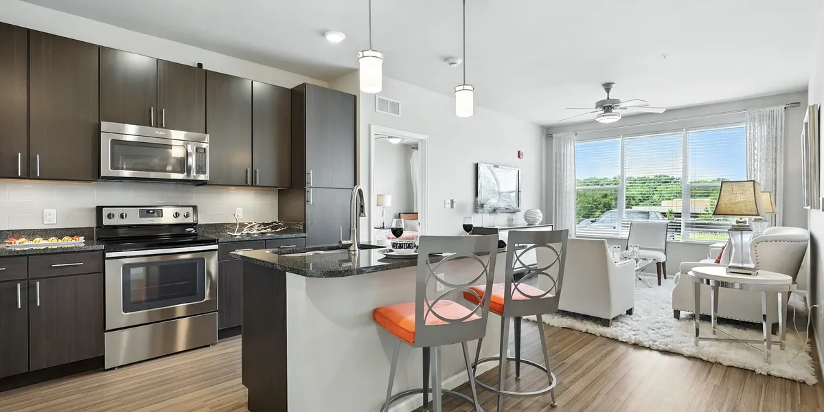 Alinea Town & Country