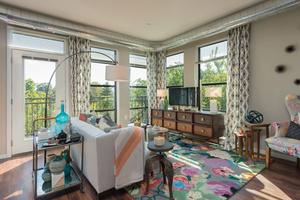 275 On The Park, Annex On The Park