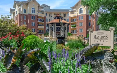 Mansions On the Plaza Apartments