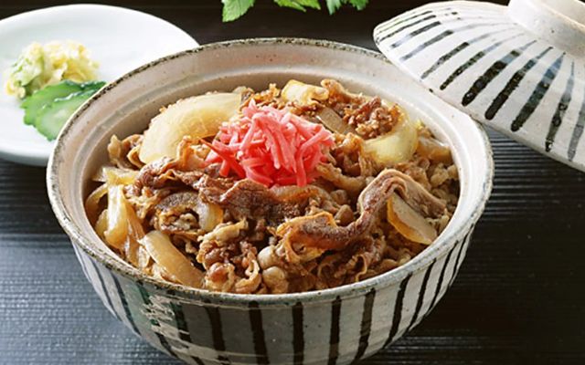 Donburi A Small Universe in a Bowl