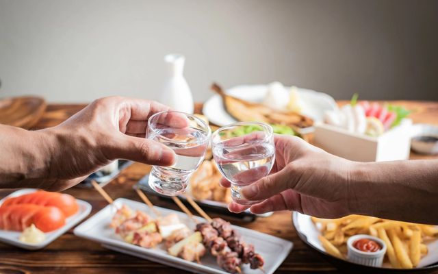 The Beginner s Guide to Sake: Types of Sakes, Classifications, and Preparations