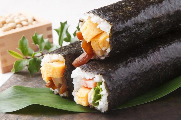 Make Ehou Maki Roll for Setsubun Day