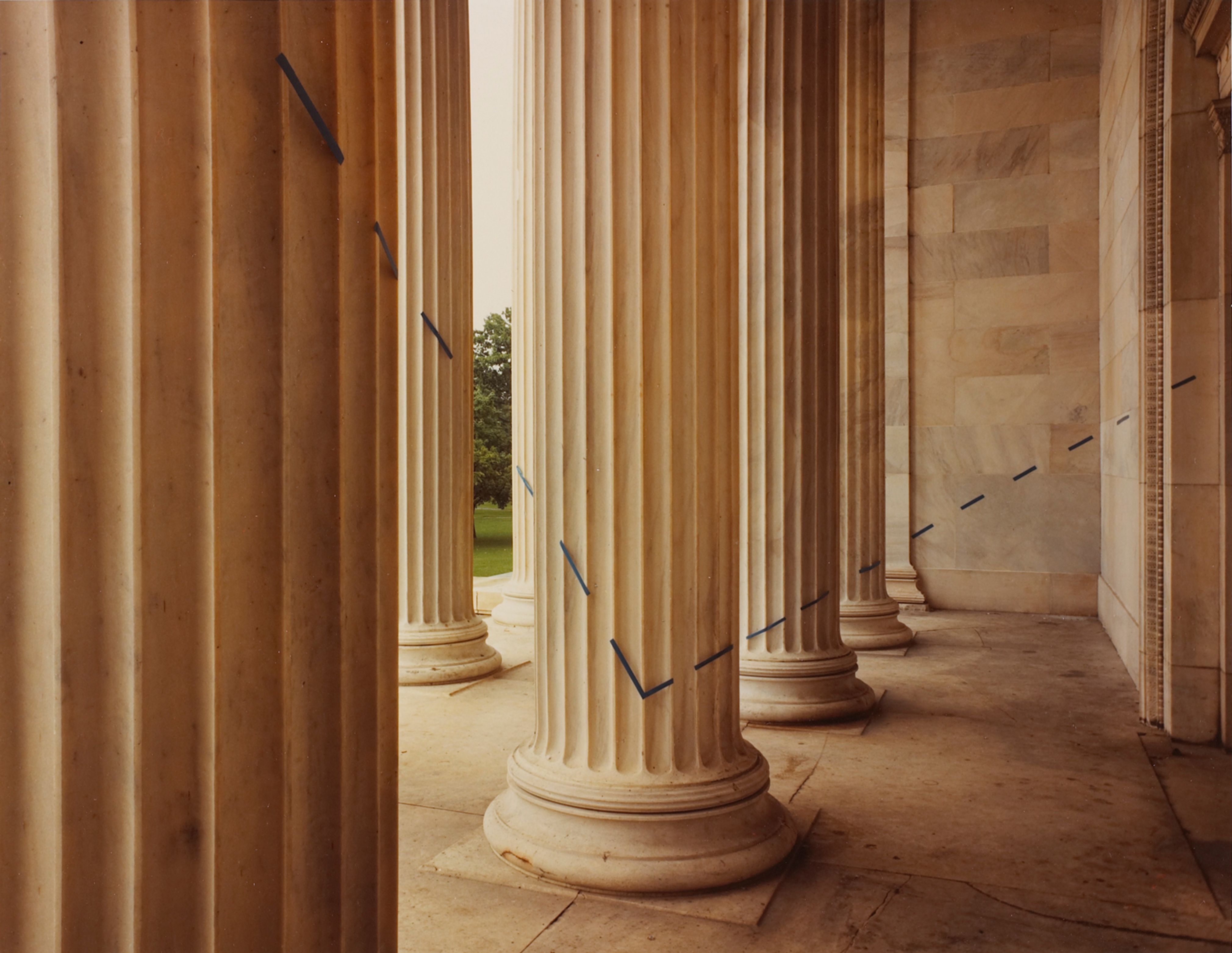 Blue Right-Angle, Albright-Knox Art Gallery, Buffalo, New York