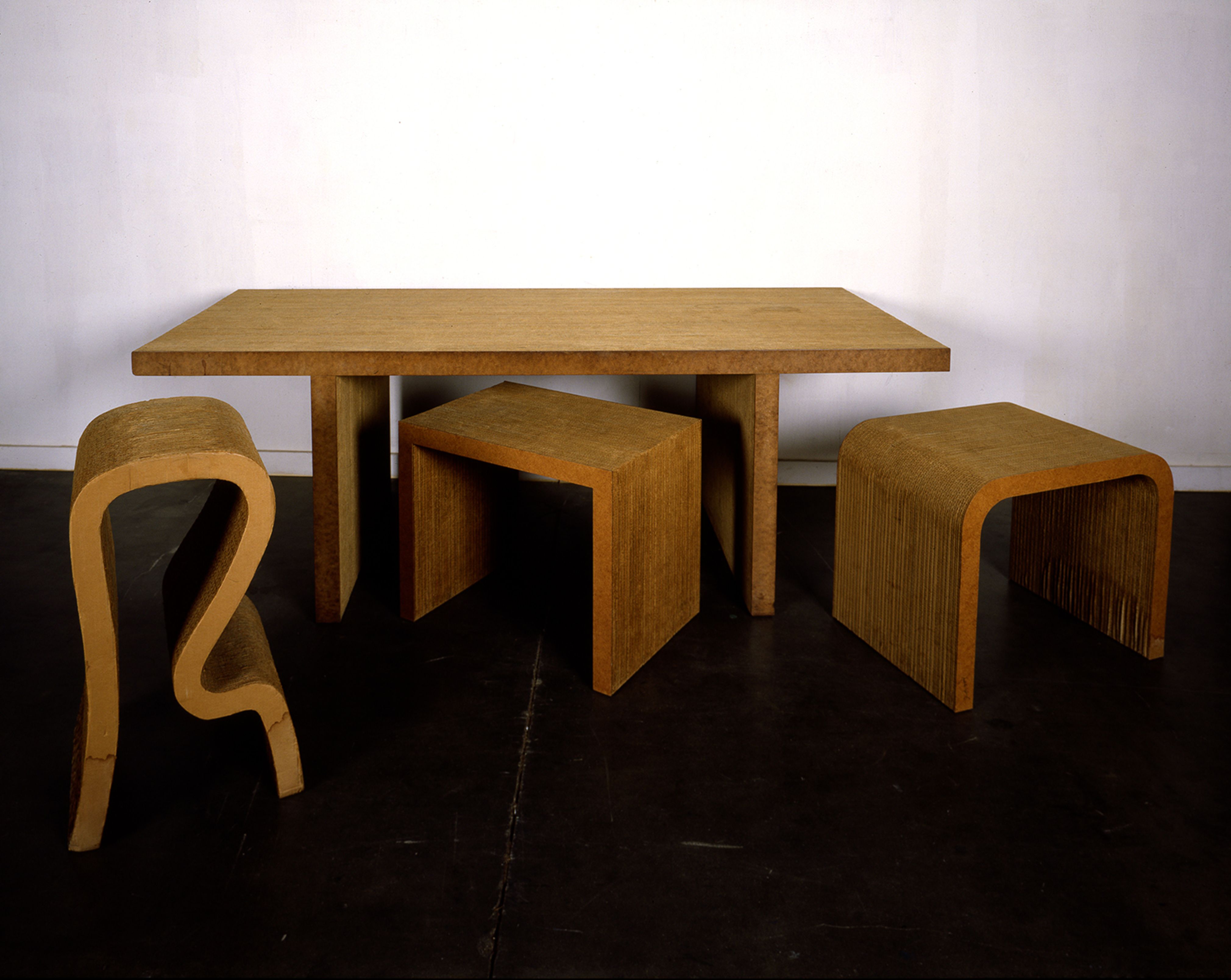 Easy Edges Table