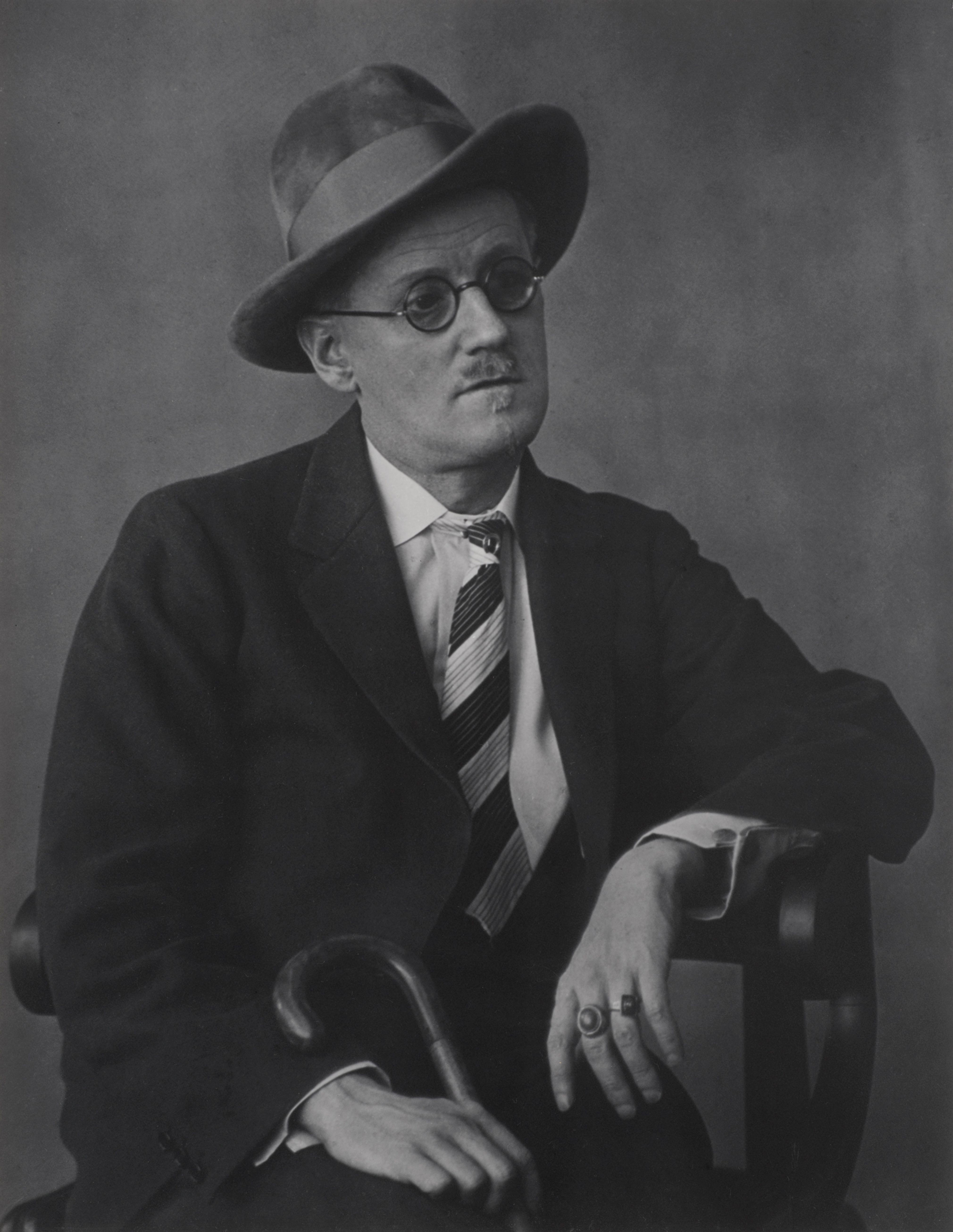 James Joyce, Paris