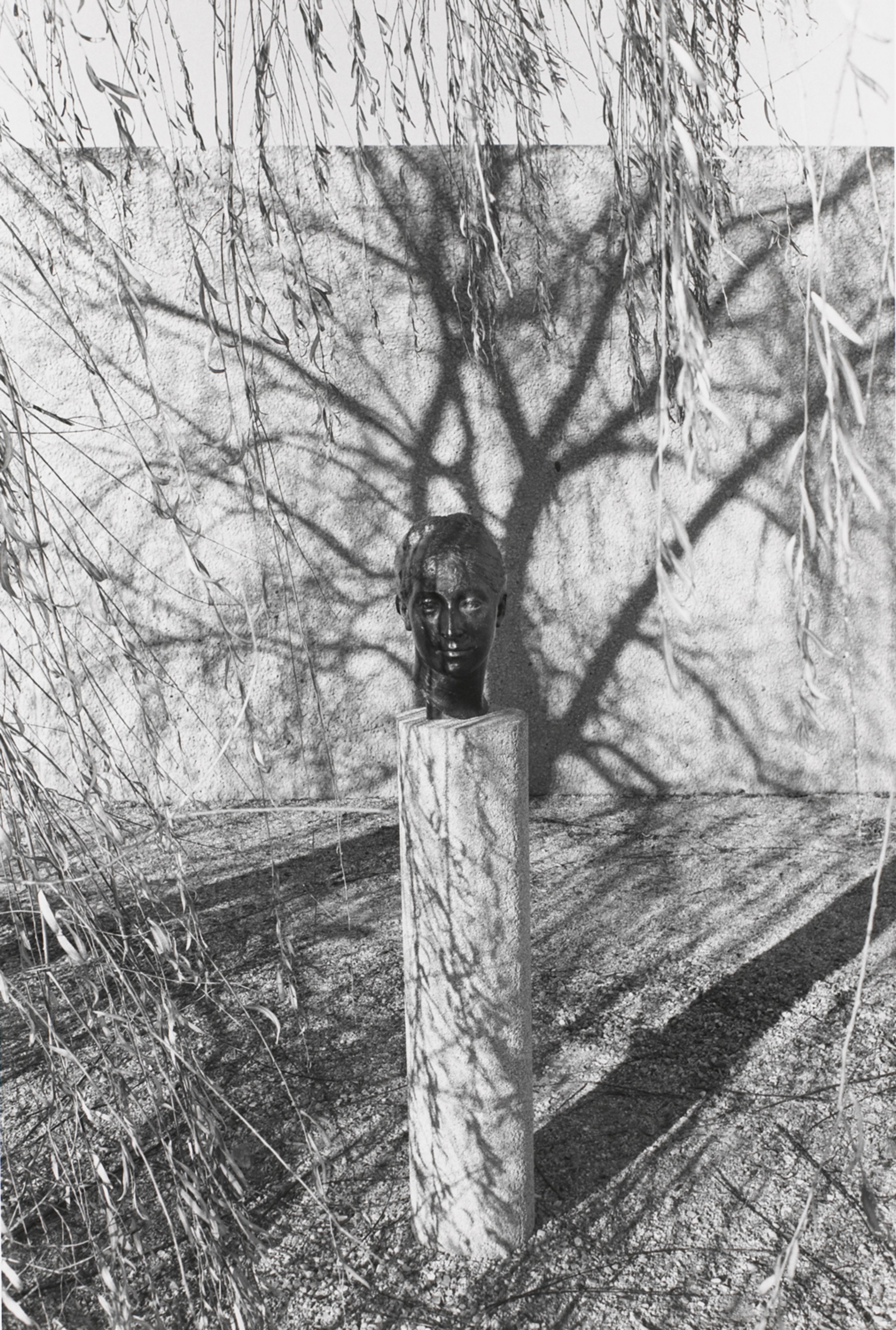 Untitled (Sculpture Head on Pedastool with Walk)