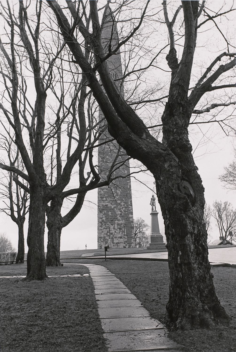 Bennington Battle Monument and Seth Warner Statue. Bennington, Vermont