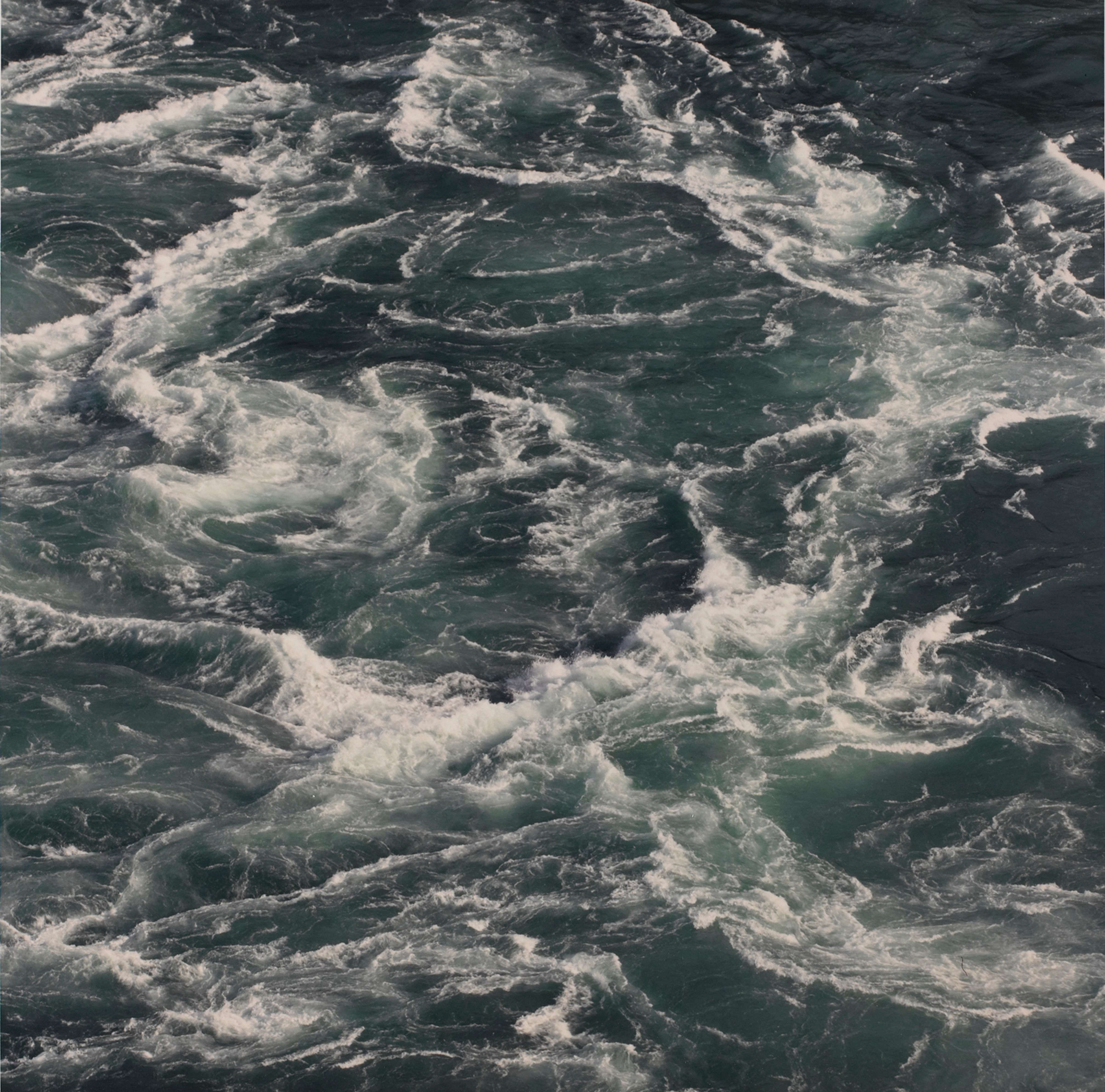 Turbulent Water near the Whirlpool