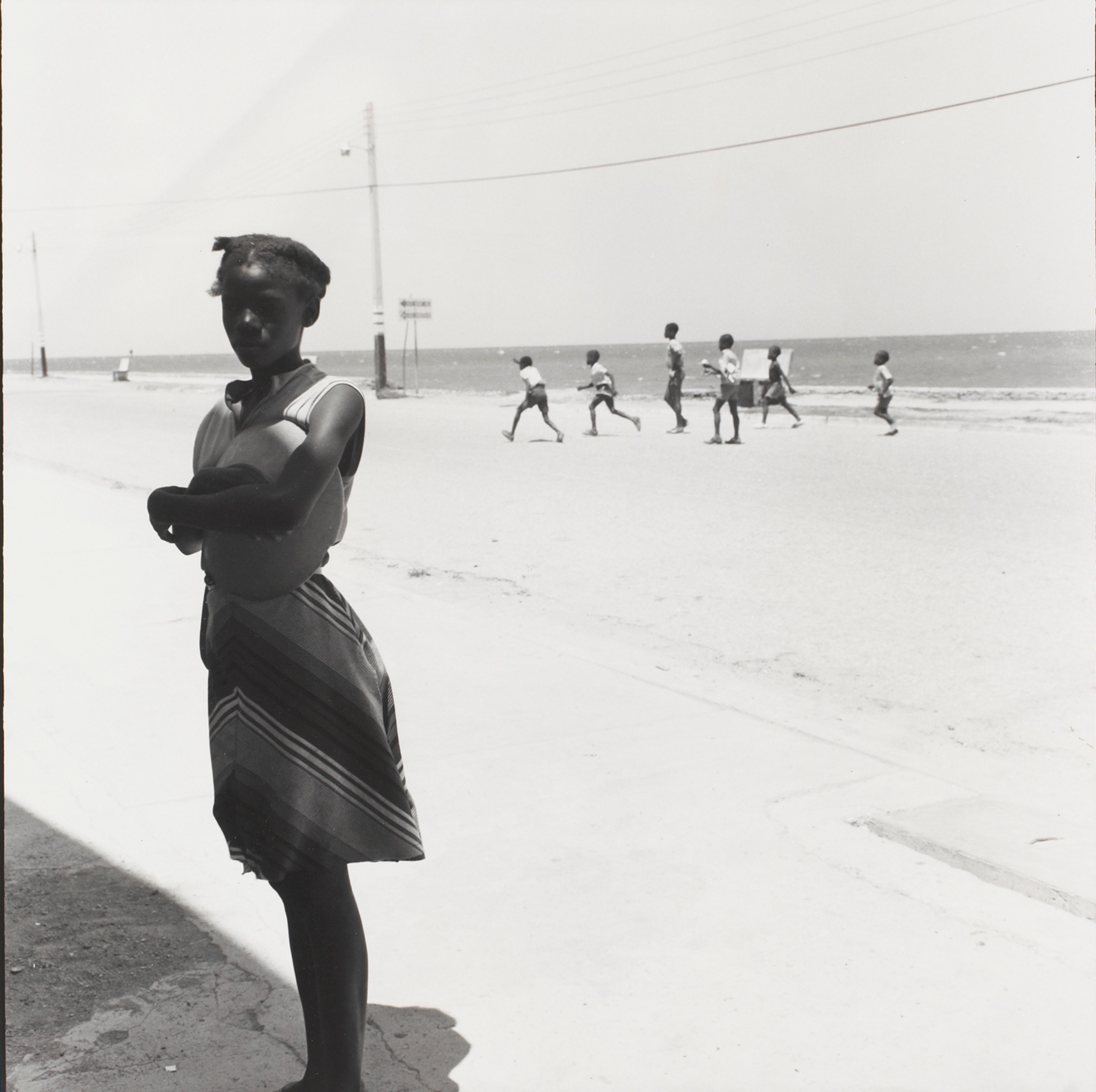 A girl at the ocean, Cap Haitian