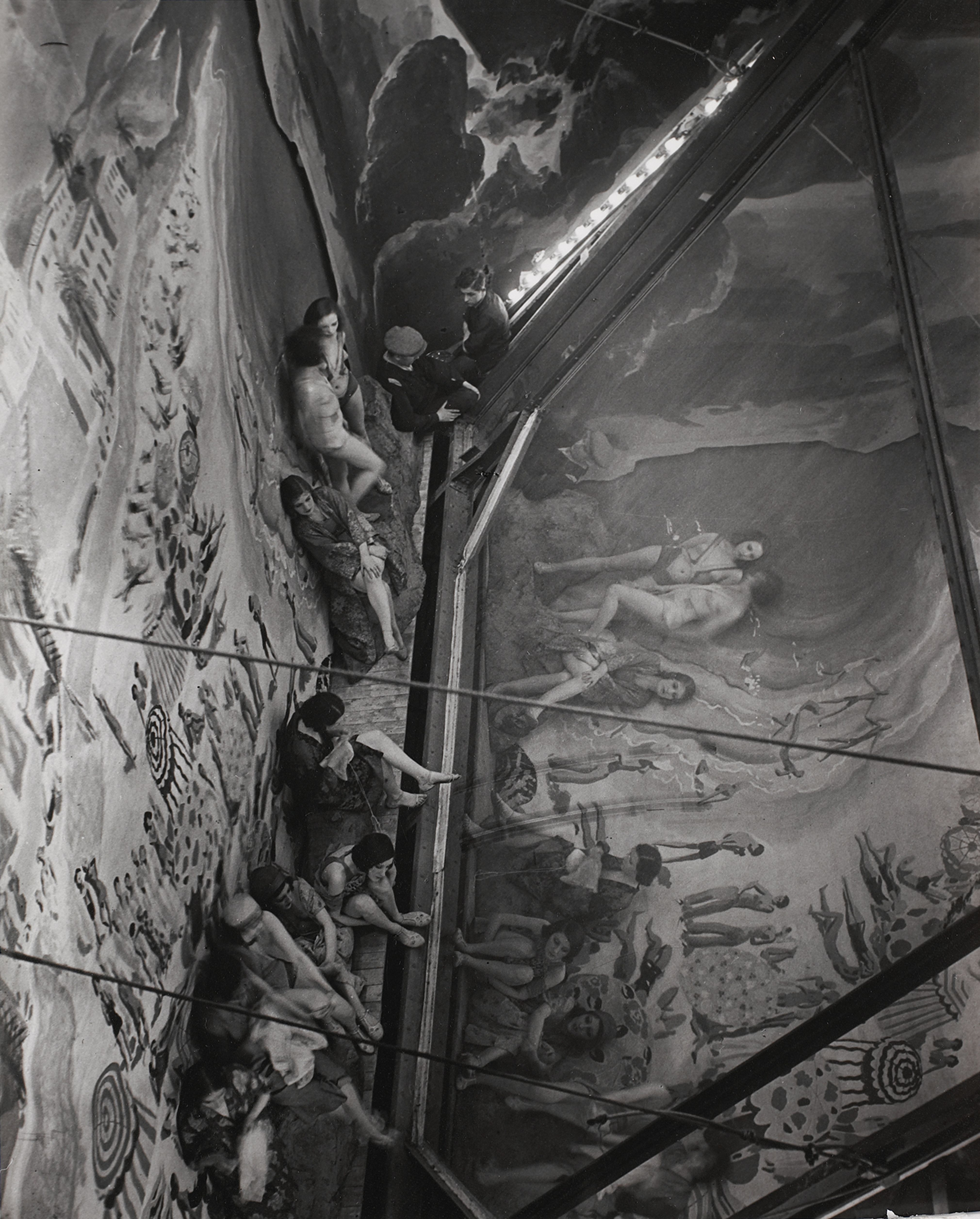 “Juan-les-Pins,” Folies-Bergère