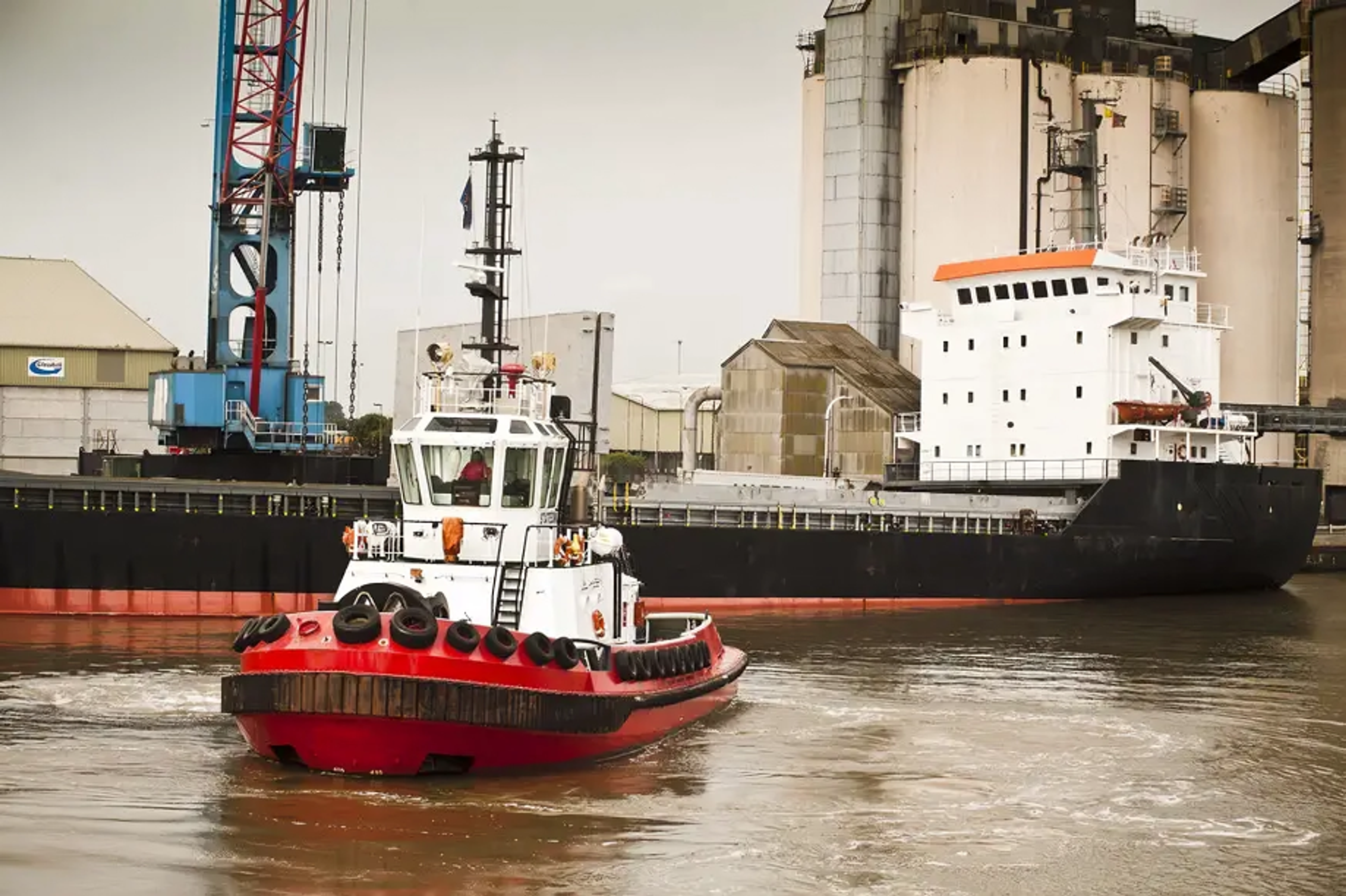 One of 16 Boluda SMS Towage vessels powered by Marfle Fleet Analytics