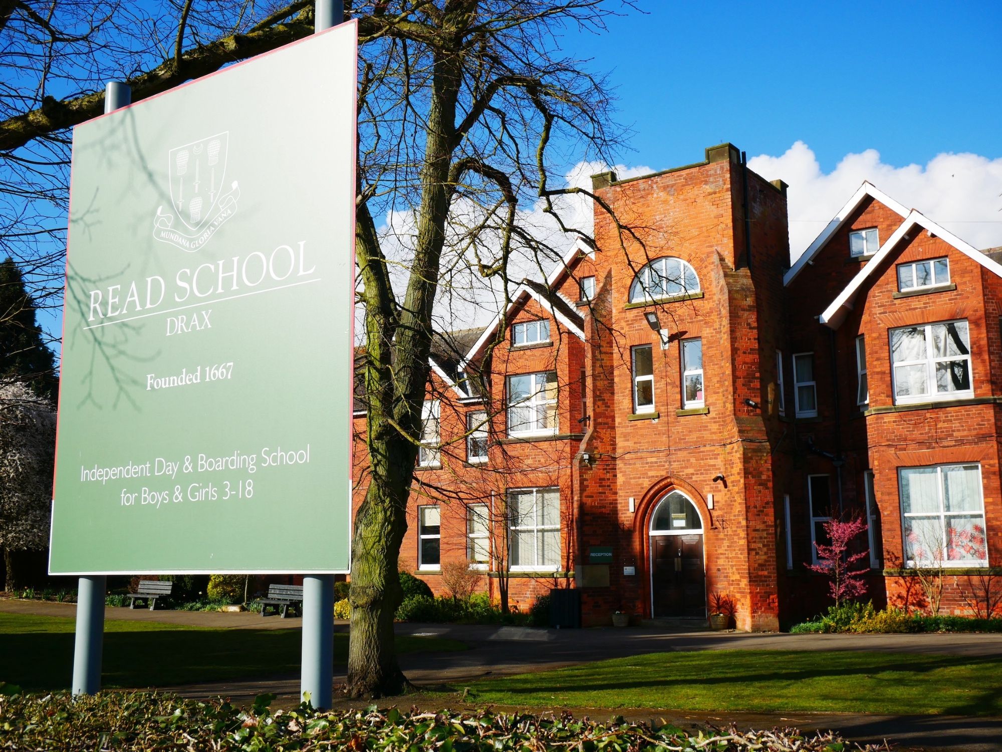 Colegio con residencia - Read School (junio)