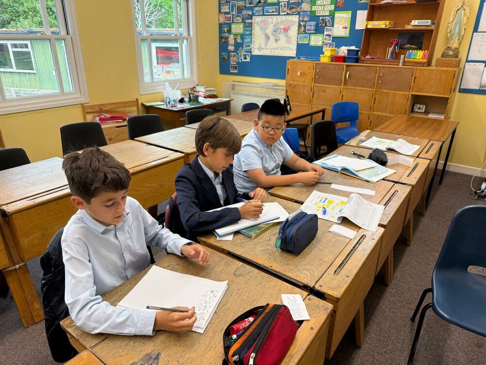 Colegio con residencia - Moor Park School (abril)