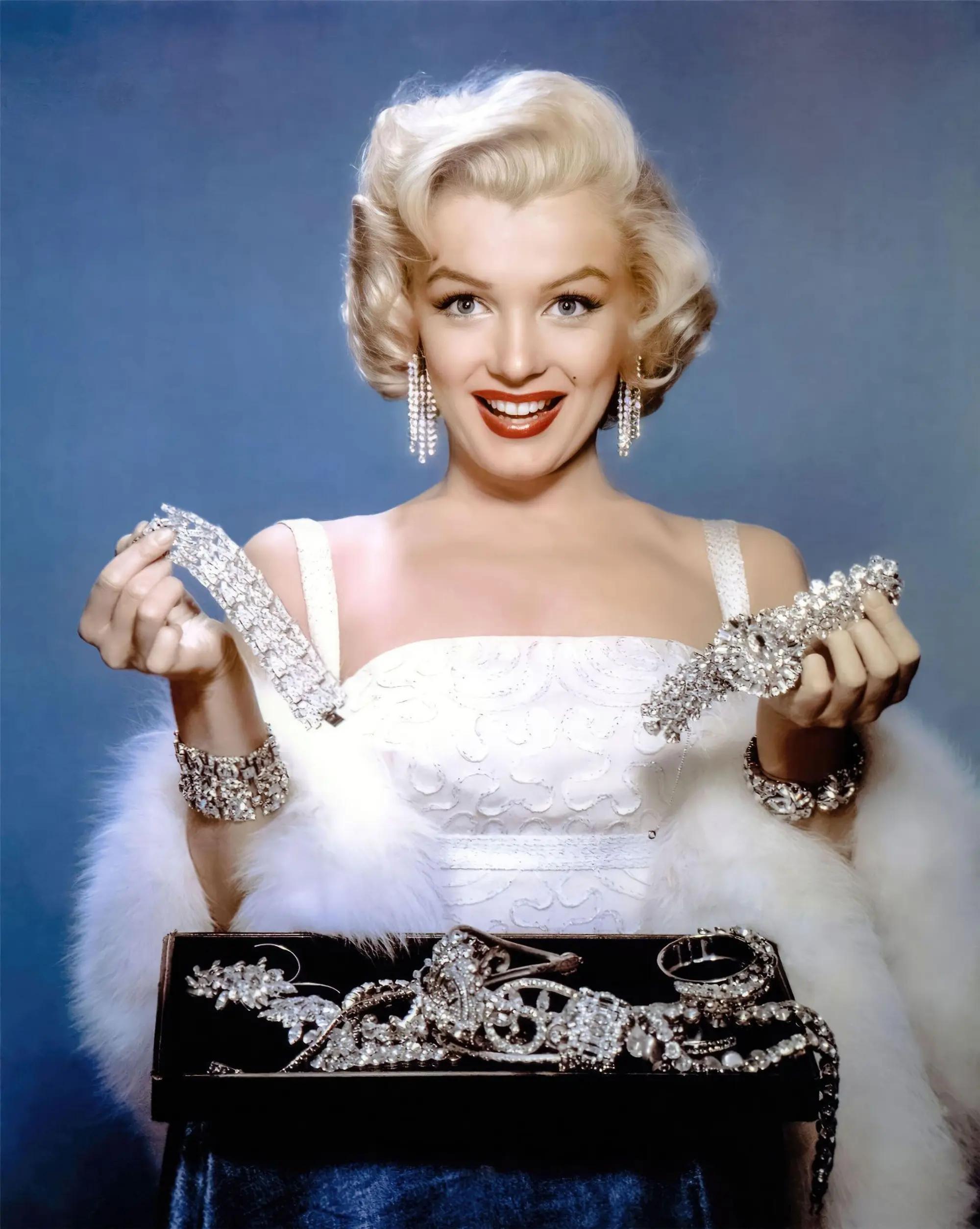 Celebrity Jewels By Joseff of Hollywood Up for Auction Celebrity Jewels By Joseff of Hollywood Up for Auction