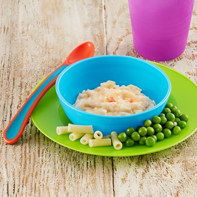 Pasta con queso y chícharos