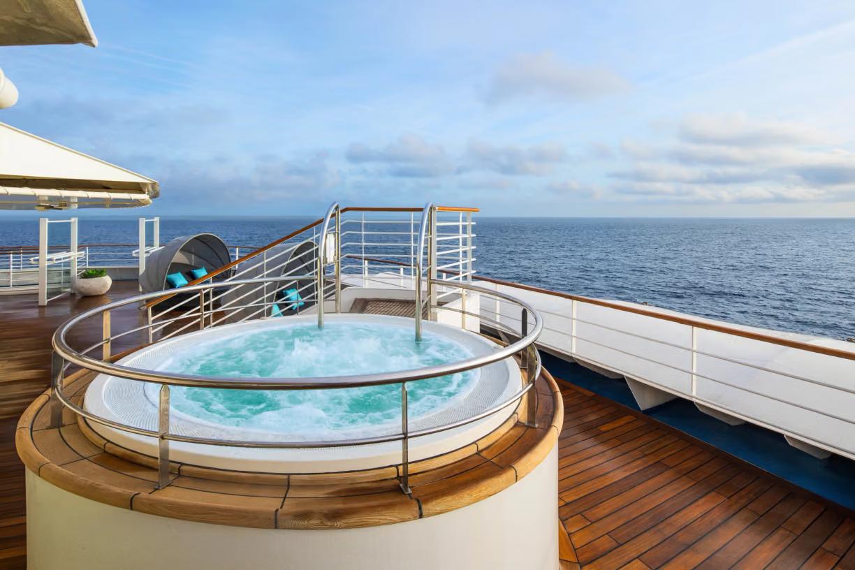 Silver Muse - Pool Deck and Jaccuzzi Area