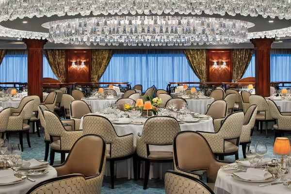 Nautica Grand Dining