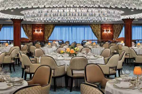 Nautica Grand Dining