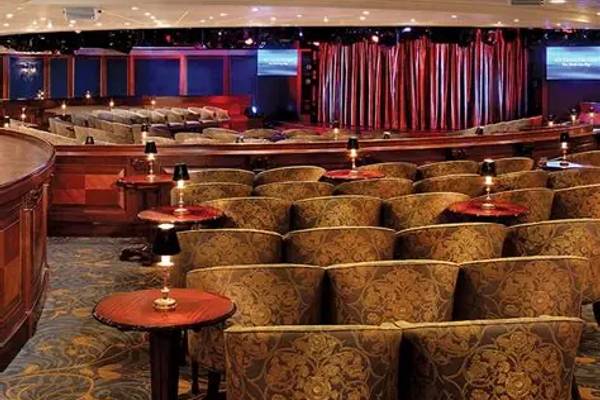 Sirena Lounge – Plush seating and relaxed atmosphere