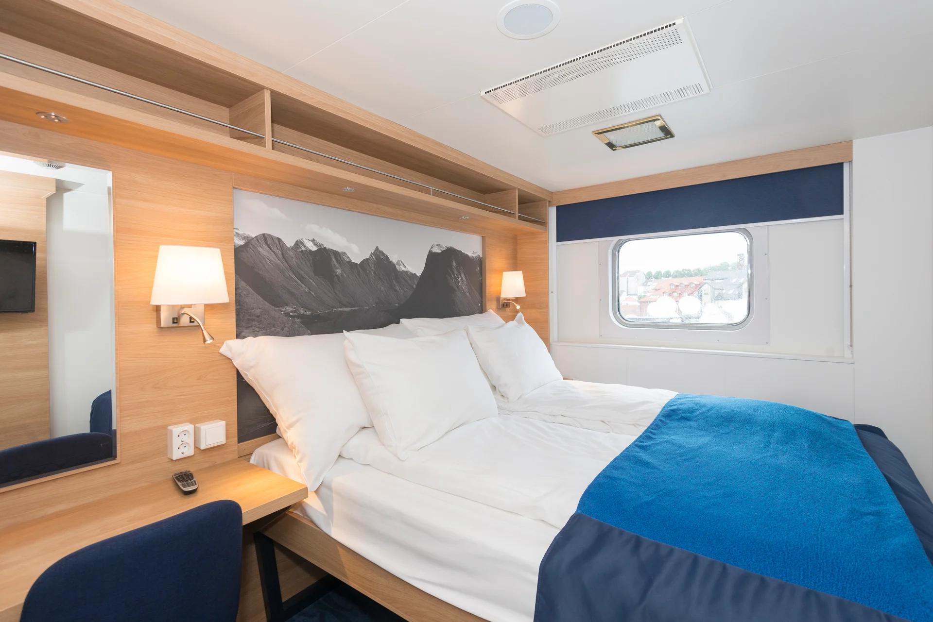 MS Polarlys Arctic Superior Cabin