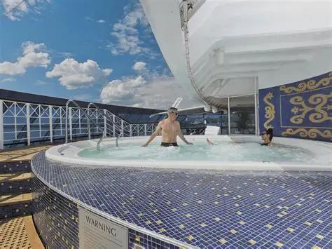 Sirena Spa & Wellness – On‑deck relaxation and hot tubs