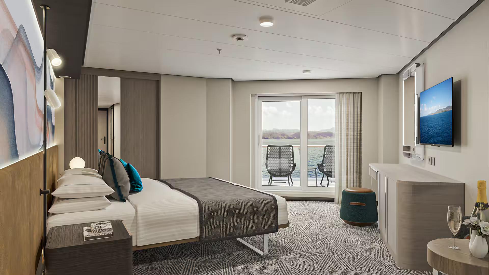 Norwegian Aura - Suite
