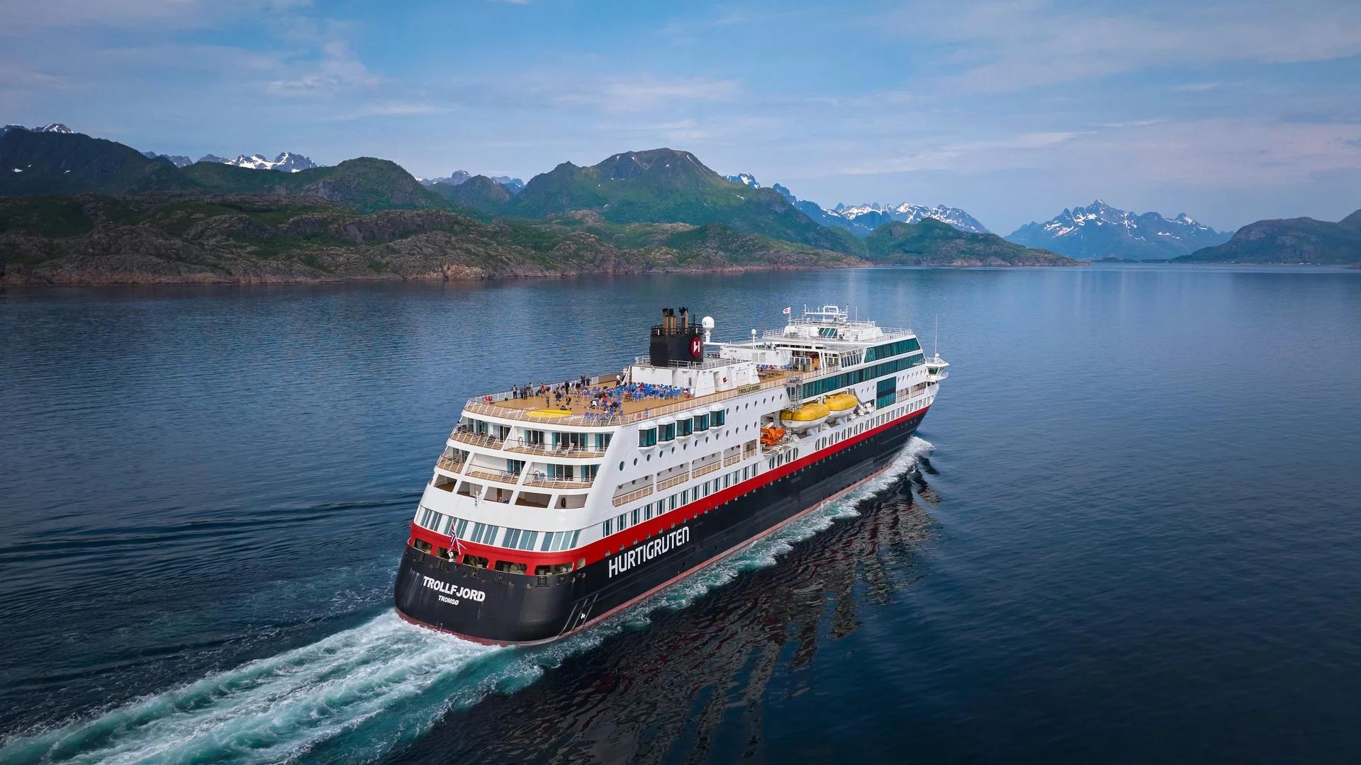 MS Trollfjord