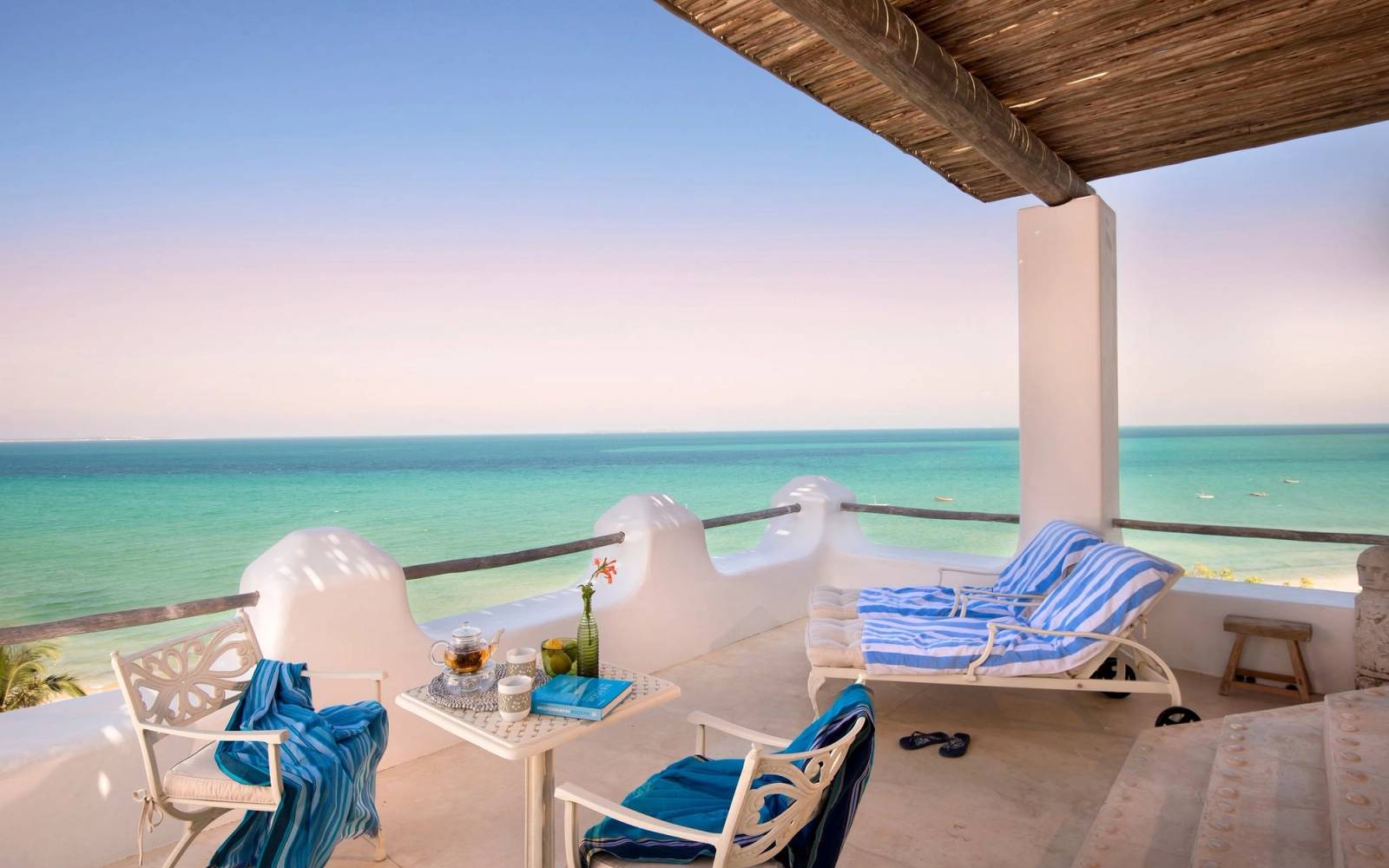 Bush & Beach Escape: 6 Nights Luxury Train Safari and Mozambique Island Retreat