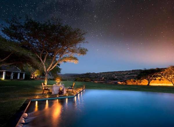 Bushmans Kloof pool at night with star lit sky
