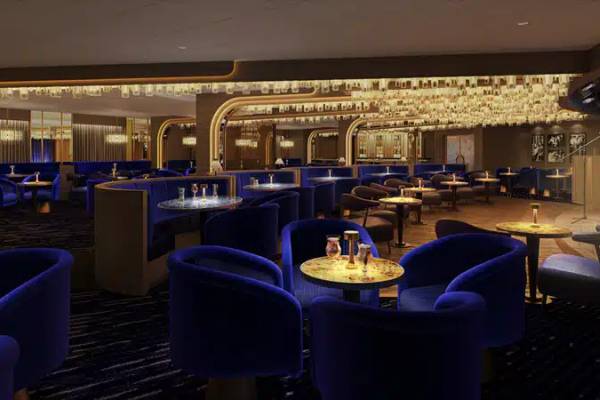Cunard Queen Anne - Bright Lights Society