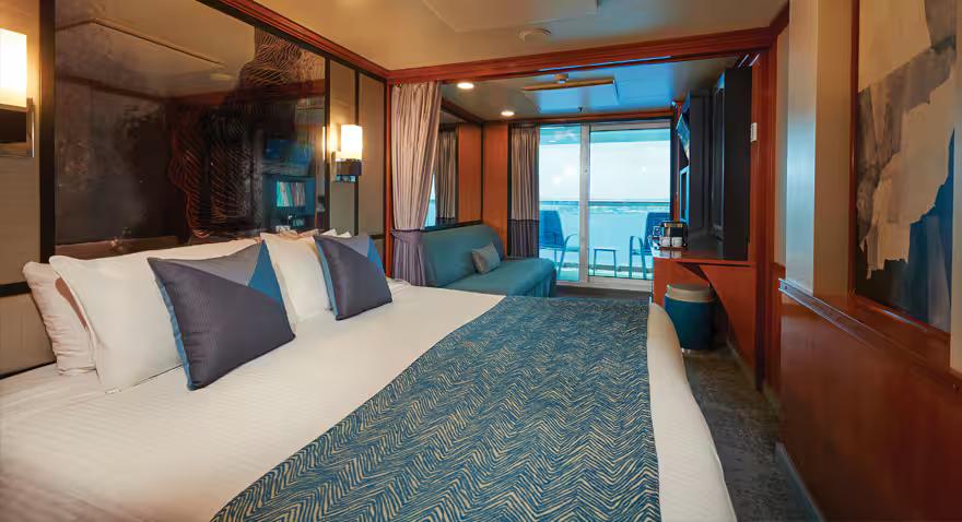 Norwegian Jade - Club Balcony Suite