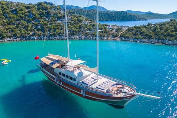 Sail Croatia by Gulet: The Ultimate Adventure for Family and Friends