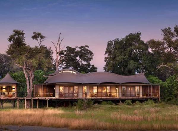 Xigera Lodge surrounded by trees