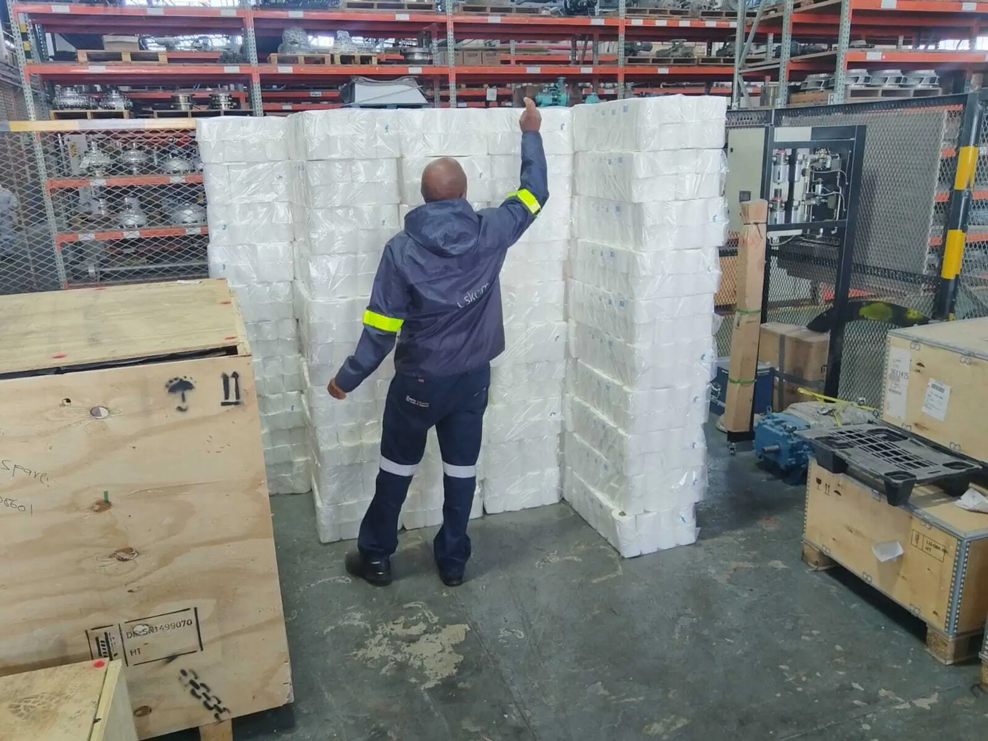 Employeeking bulk toilet paper delivered