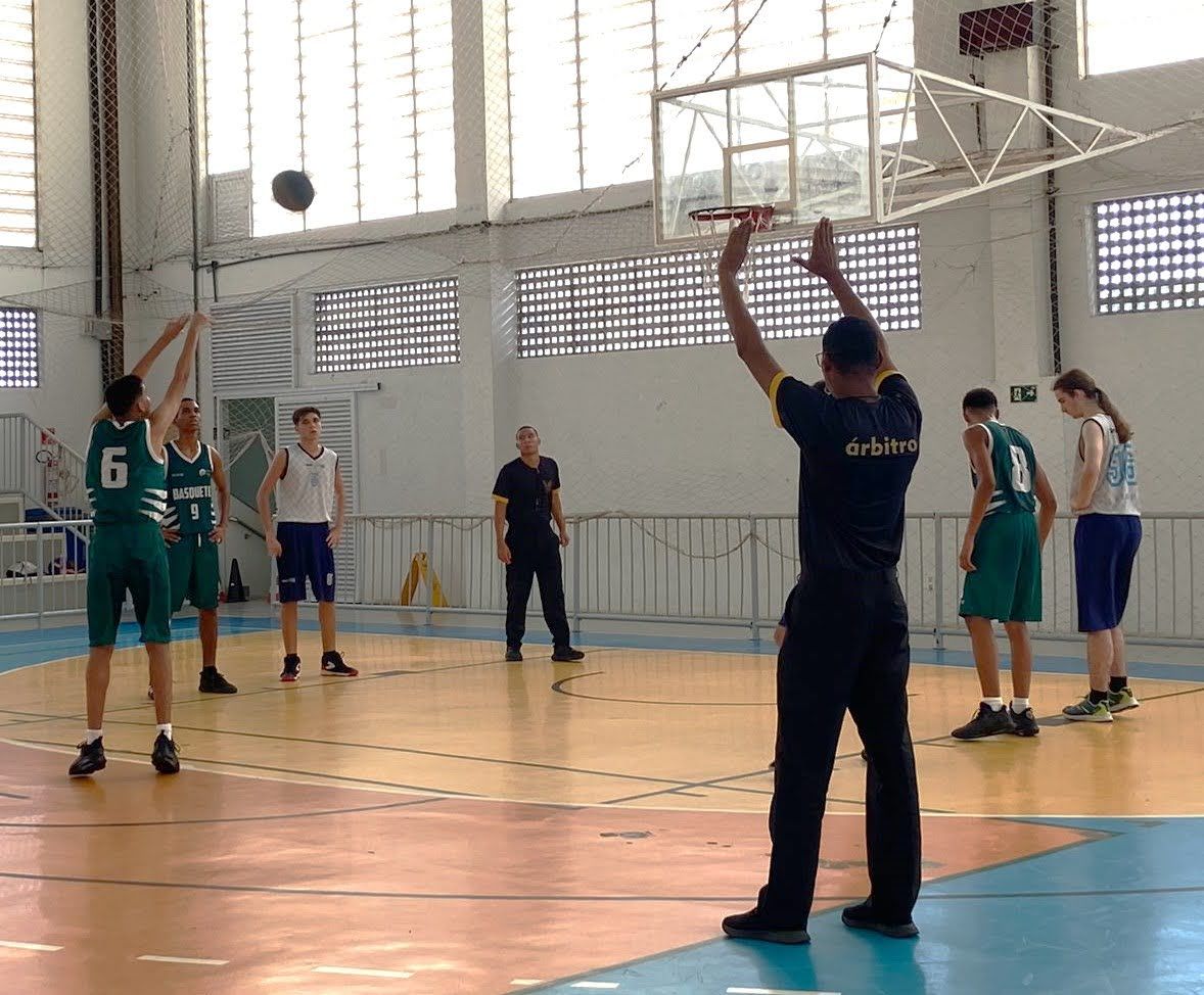 Basquetebol 1ª Etapa - 11/05