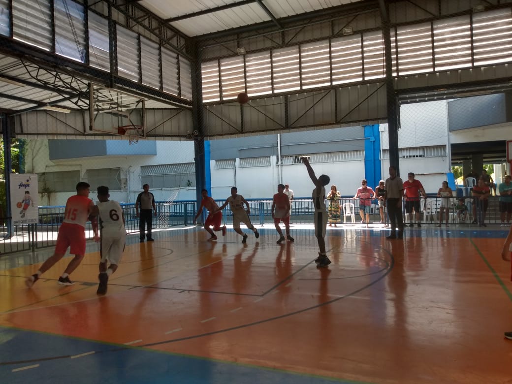 Basquetebol Finais - 27/10