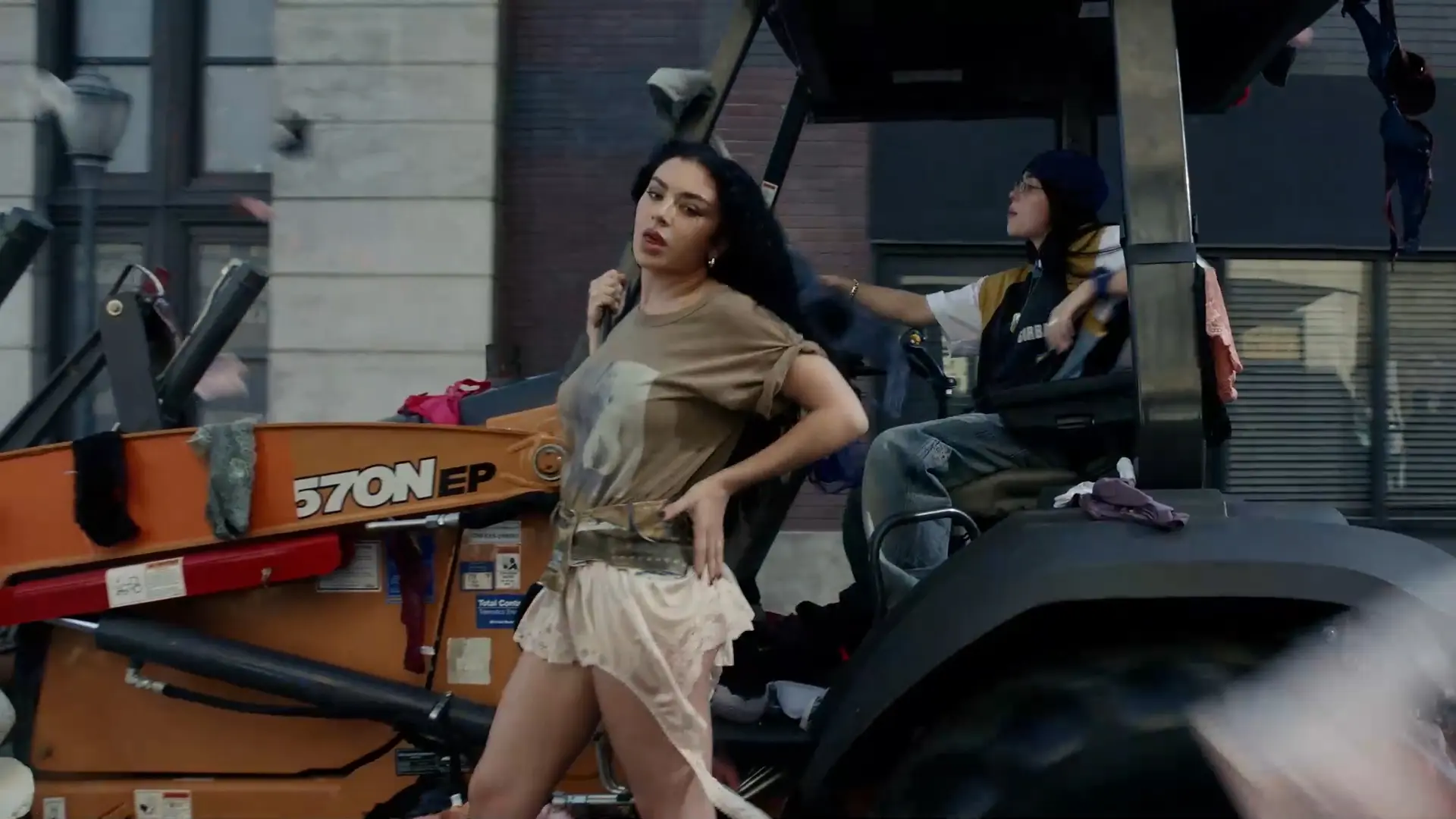 Charlie XCX 4