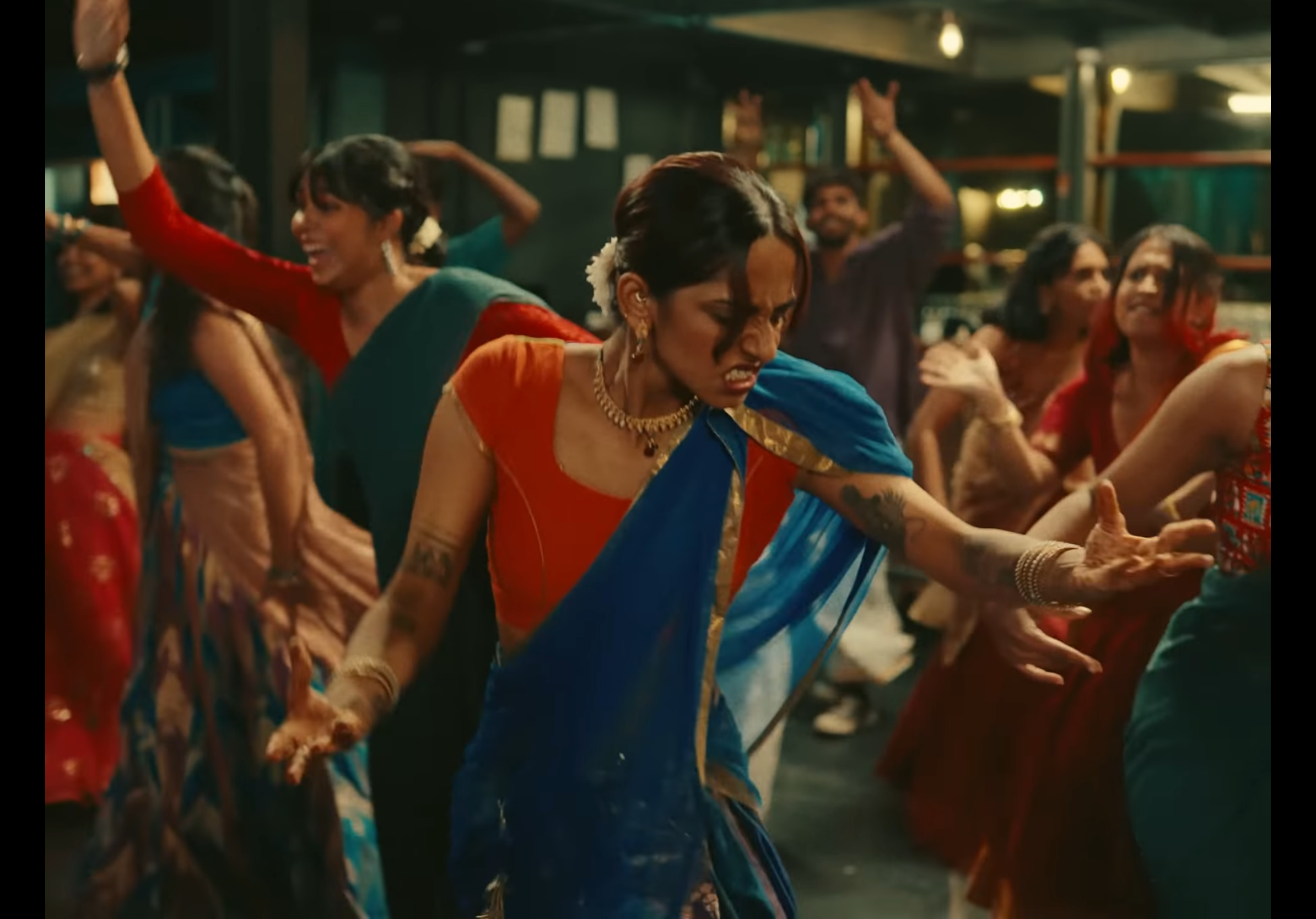Podu Mike still 4